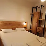 Kleri Beloni Rooms